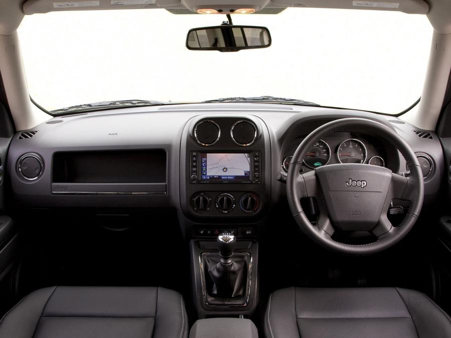  Jeep Patriot 2007 года  (UK) (фото 7 из 30)